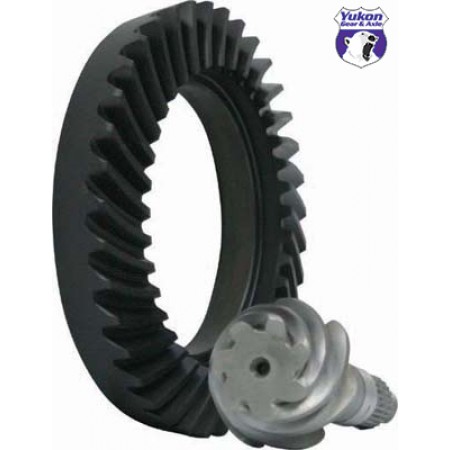 High performance Chrome-Moly Yukon Ring & Pinion gear set for Toyota 8" in a 5.71 ratio